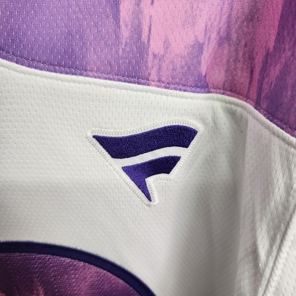 Calgary Flames Hockey Fights Cancer  2024‎ Jersey Mens Medium NHL MSRP $129.99 - Picture 5 of 12